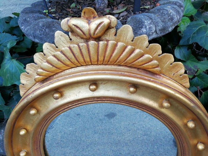 A Large Giltwood Regency Convex Mirror - Image 6