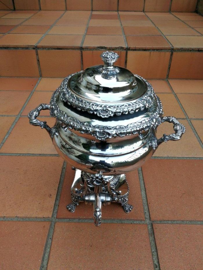 An Antique Victorian Silver-plated Kettle-on-stand - Image 4