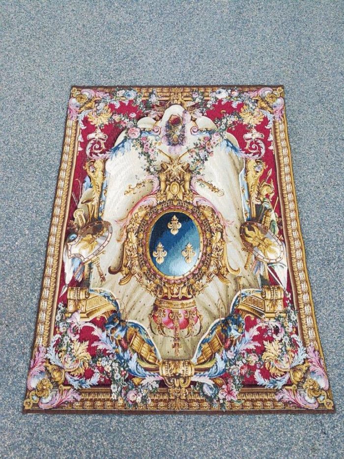 A French Woven Grandes Tapestry Woven Tapestry with Lining (The original pieces are at the Louvre and at the Versailles castle. The arms are those of the French Kingdom) - Image 2