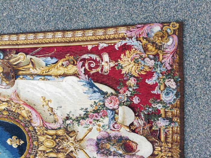 A French Woven Grandes Tapestry Woven Tapestry with Lining (The original pieces are at the Louvre and at the Versailles castle. The arms are those of the French Kingdom) - Image 5