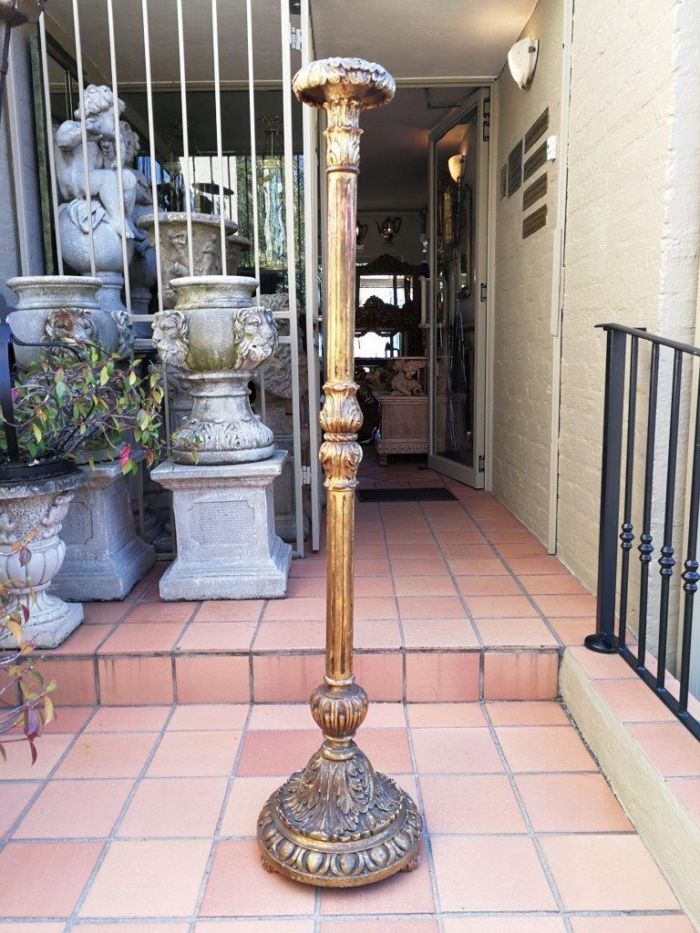 An Early 20th Century Gilt-Painted Carved Wooden Candle Holder