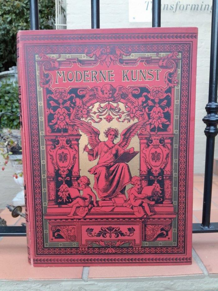 An Antique Moderne Kunst in Meister-Holzschnitten Hard Cover with Gold Finishing to Pages and Gold Gild Inlay on Cover  By beruhmter Meister der Gegenwart XI Band