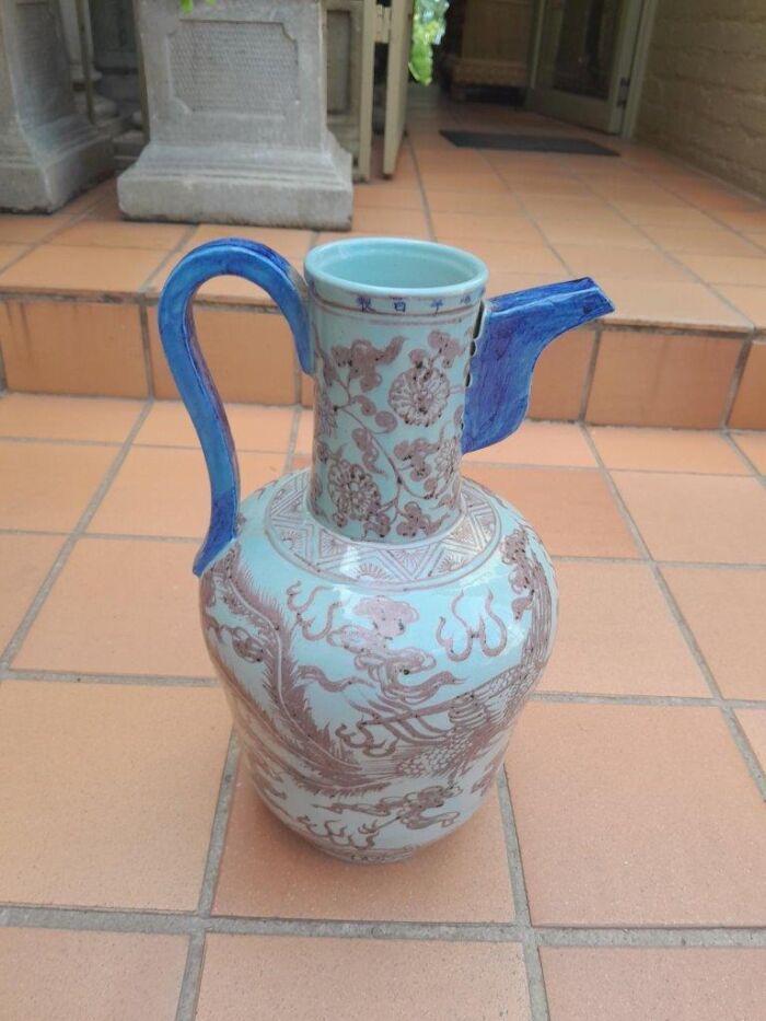 An Oriental Porcelain Jug - Image 2