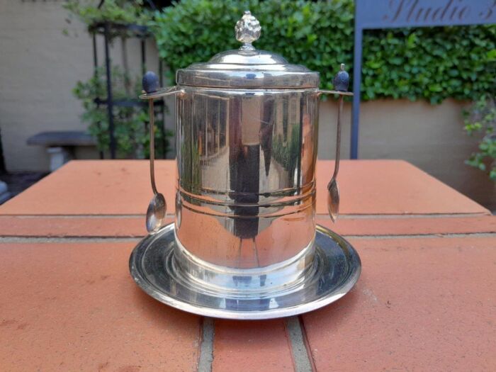 A Rare Pair of Silver Plate Tea Caddies (Regular and Decaf Tea)  each with Two Teaspoons with Removable Inners - Image 4