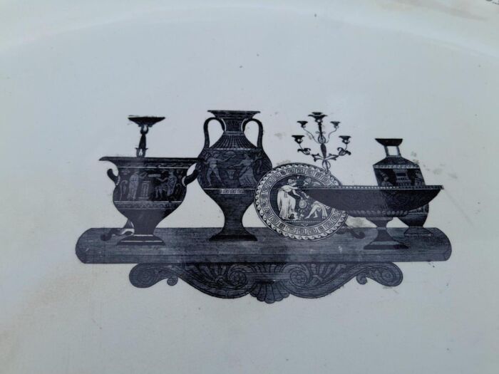 A Greek Etrusgan Porcelain Serving Platter of Large Proportion - Image 4