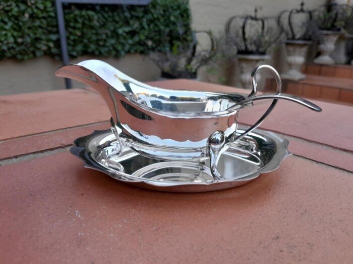 Gravy  /  Sauce Boat Silver (250g Silver)