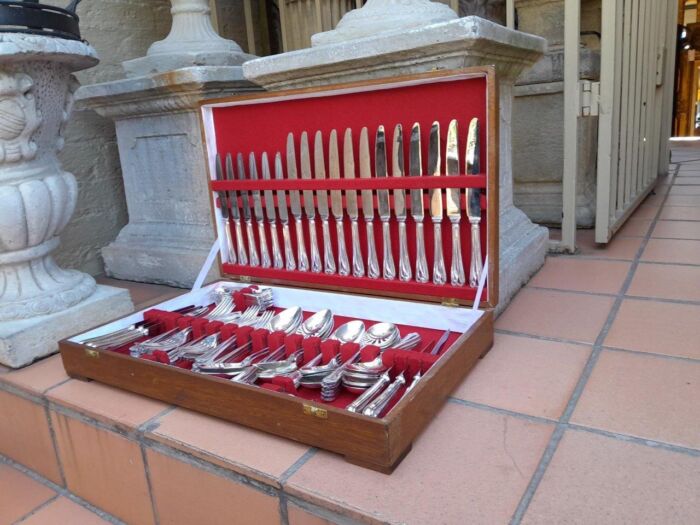 A 12 Place Cutlery Set By Spear & Jackson EPNS Silver-Plate In A Canteen Comprising - Image 4